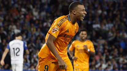 她在社交媒 她在社交媒